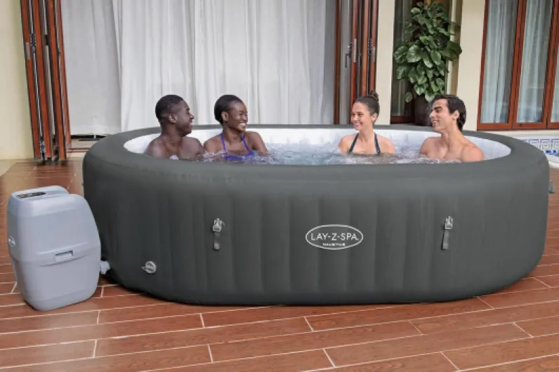 Spa Gonflable Ovale Lay-Z-Spa Mauritius Airjet™ 5-7 Personnes WiFi Placeholder