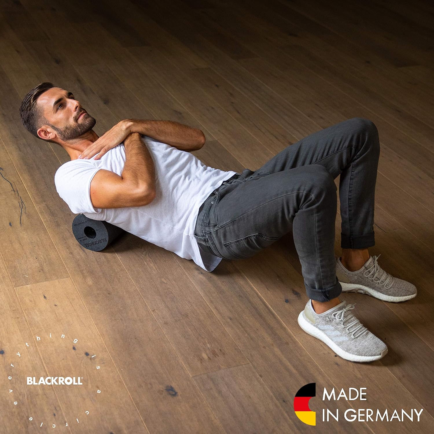 ® Standard – Rouleau de fascia original (30 x 15 cm), rouleau de fitness pour auto-massage du dos et des jambes, rouleau de massage efficace pour un entraînement fonctionnel, dureté moyenne Noir